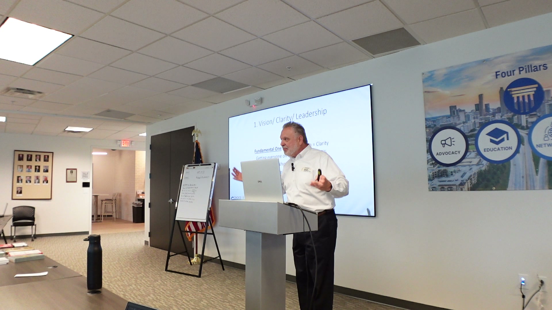 Bobby Mink teaching the 8 Essentials class
